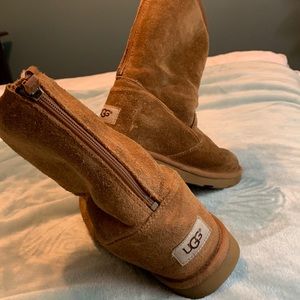 Girls Uggs used in great condition